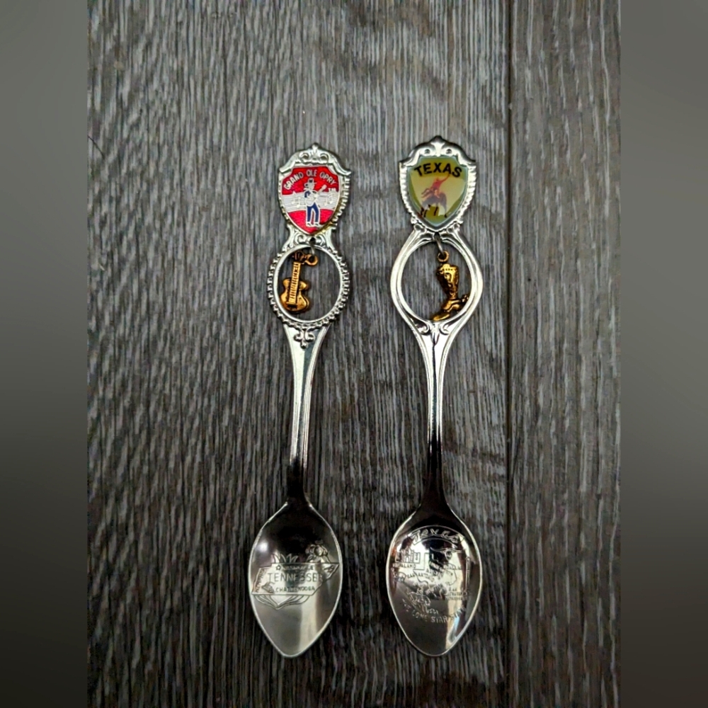 Texas and Tennessee collector spoons